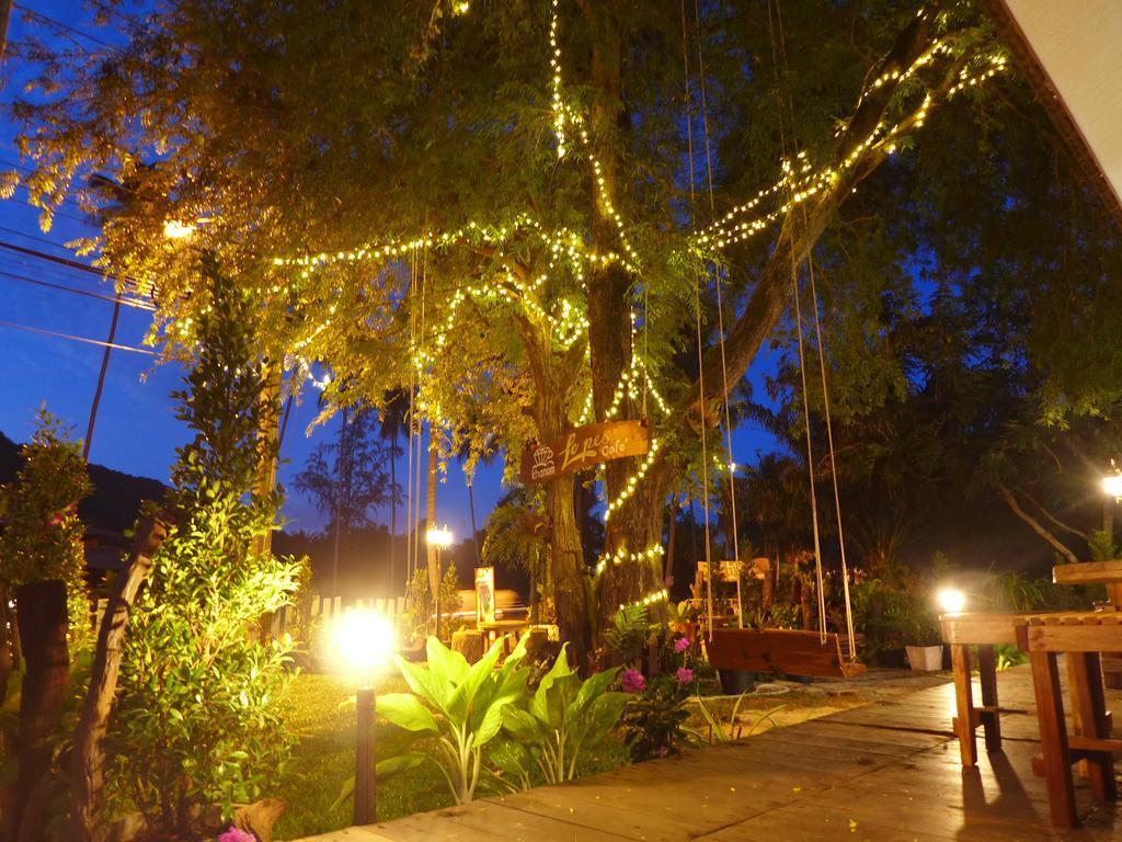 Le Pes Villas Khanom Extérieur photo